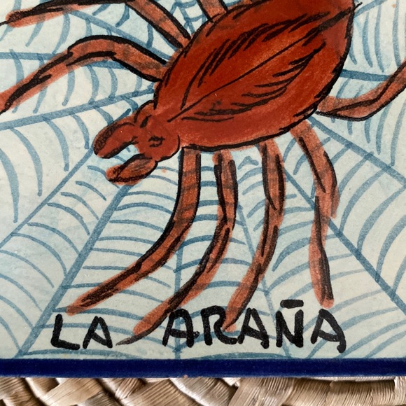 “La Araña” HandPainted Loteria Coaster - Picture 3 of 9